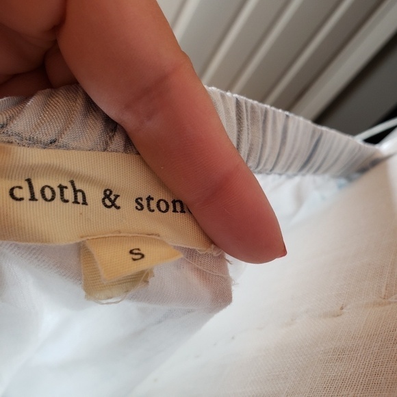 Cloth and Stone tencel off the shoulder dress size S. - Picture 6 of 6